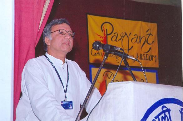 Prof. Siddarth Shastri, Dean WISDOM, speaking at the Inaugaral Function of 'Paryant' (2007)